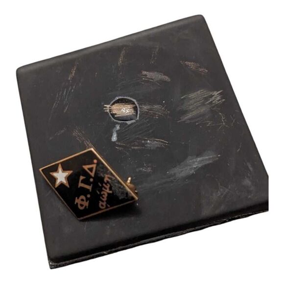 14K Yellow Gold Phi Gamma Delta Fraternity Pin Vintage Sorority - Picture 4 of 5